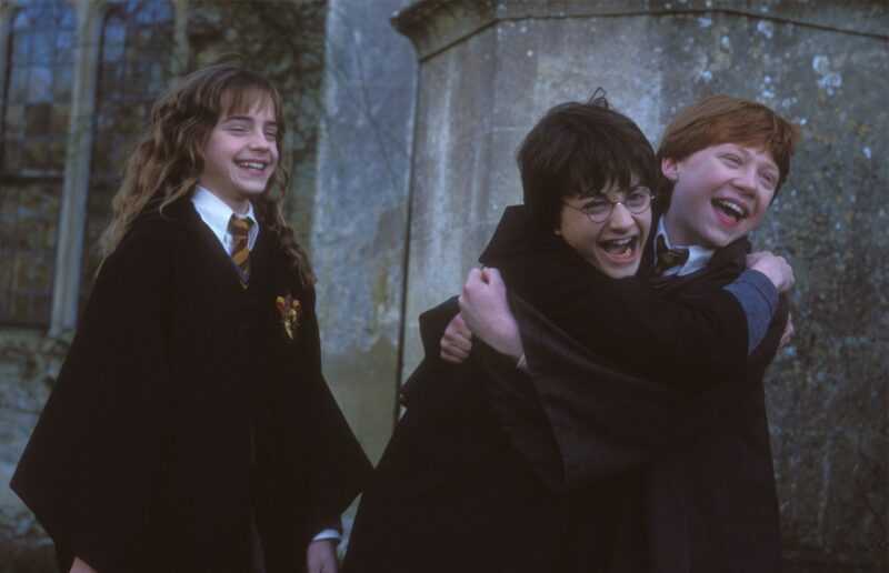 Harry Potter va hon da phu thuy hinh anh 8 e1621787000469 - Harry Potter và hòn đá phù thủy: Chuyến phiêu lưu cho mọi lứa tuổi