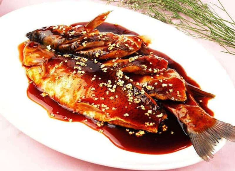 Cá giấm Tây Hồ là món ăn đặc sản của ẩm thực Hồ Nam