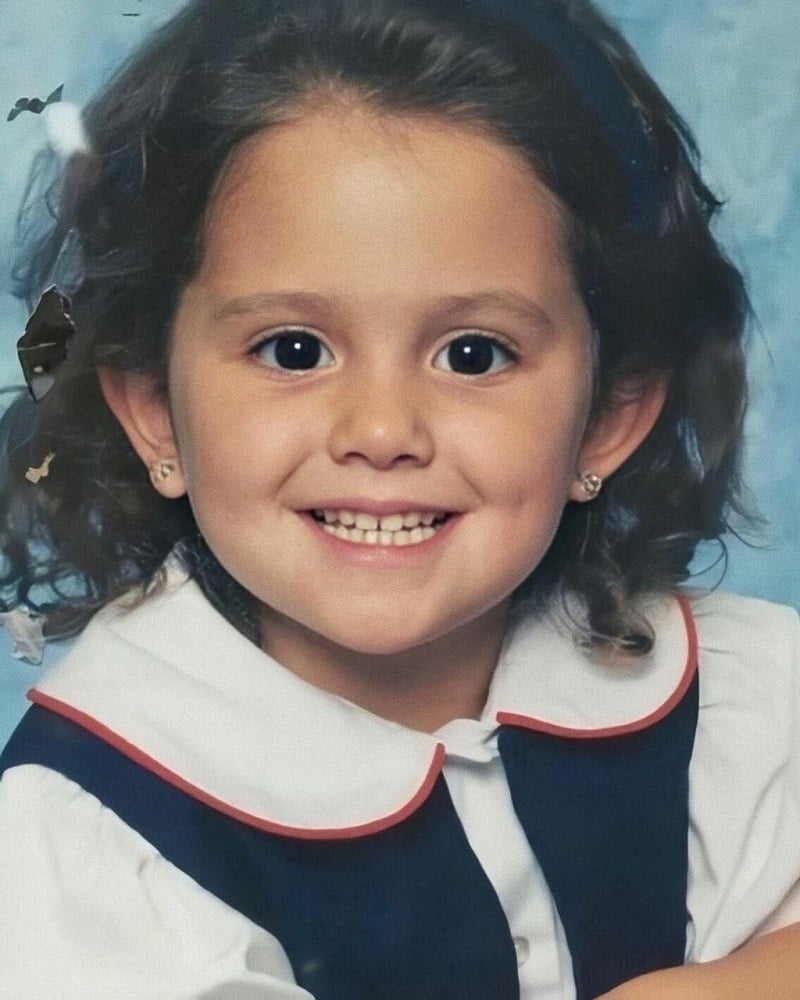 Ariana Grande: Ngôi sao sáng của thời đại nhạc số ariana grande anh 1 - Ariana Grande: Ngôi sao sáng của thời đại nhạc số