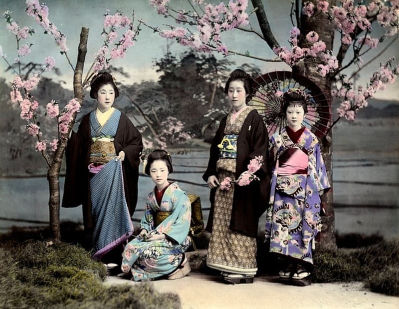 Kimono thời kỳ Minh Trị