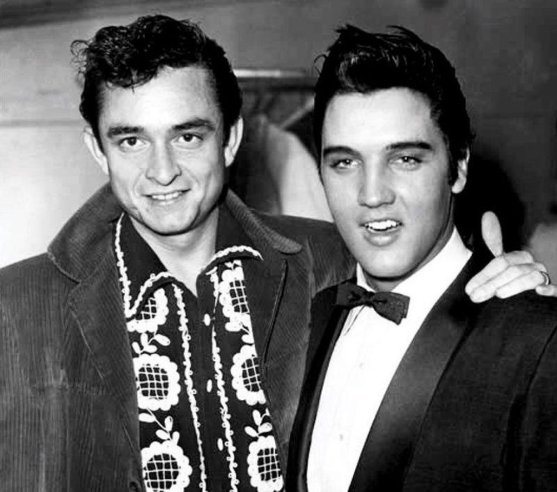 Elvis Presley xuất hiện tại Grand Ole Opry