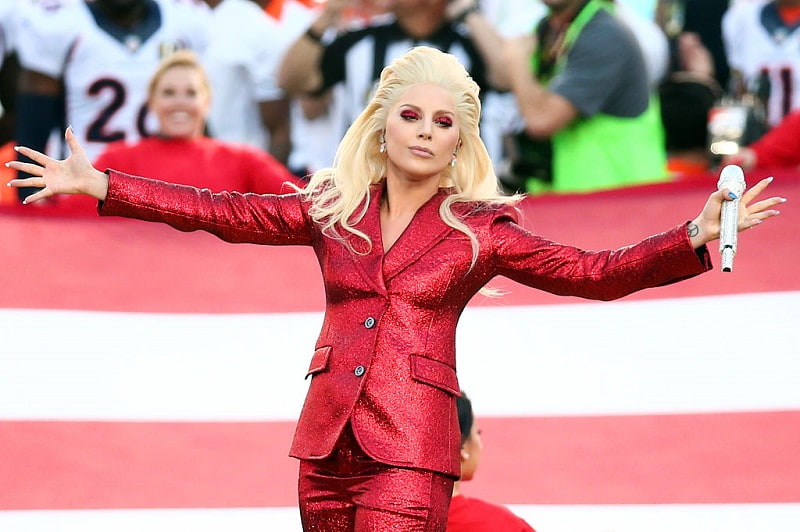 Lady Gaga tại Super Bowl 50