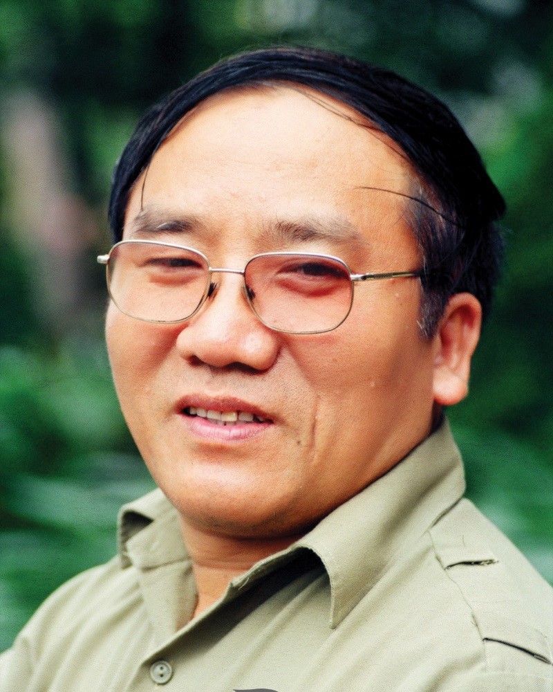 Ảnh nhà thơ Trần Đăng Khoa