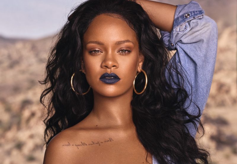 Nhờ vào cơ may ấy nên Rihanna đã có cơ hội hiện thực hoá giấc mơ âm nhạc