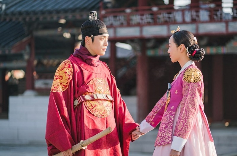 Chàng Hậu: Siêu phẩm cổ trang hay tác phẩm nhiều tai tiếng? chang hau hinh anh 25 - Chàng Hậu: Siêu phẩm cổ trang hay tác phẩm nhiều tai tiếng?