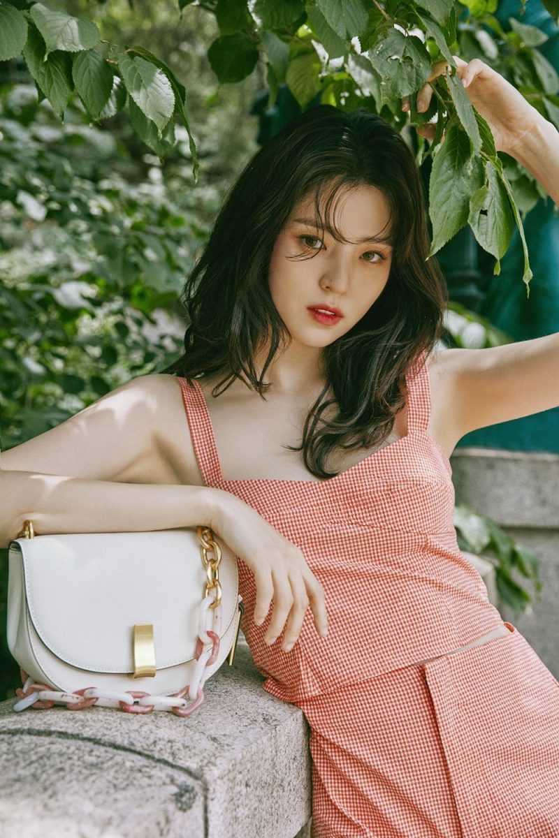Han So Hee: Hành trình trở thành nàng thơ xinh đẹp của điện ảnh Hàn han so hee hinh anh 27 e1632569575796 - Han So Hee: Hành trình trở thành nàng thơ xinh đẹp của điện ảnh Hàn