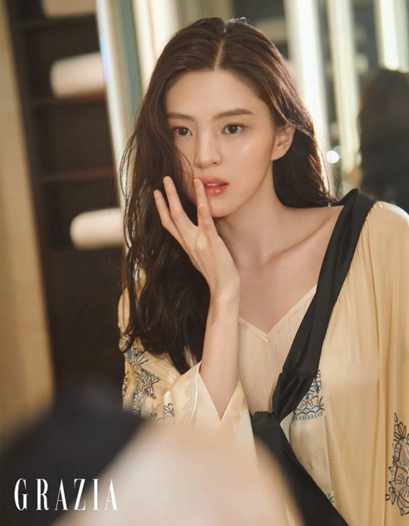 Han So Hee: Hành trình trở thành nàng thơ xinh đẹp của điện ảnh Hàn han so hee hinh anh 4 e1632563993495 - Han So Hee: Hành trình trở thành nàng thơ xinh đẹp của điện ảnh Hàn