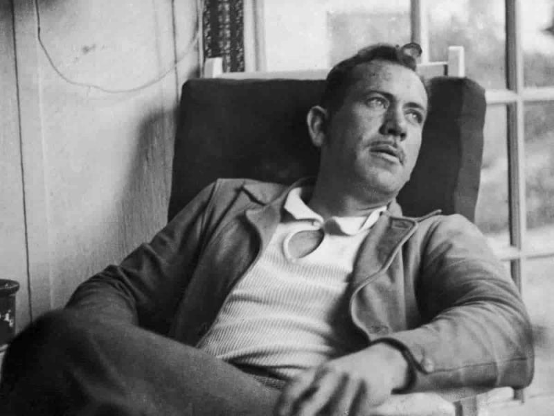Sự nghiệp sáng tác đồ sộ của John Steinbeck