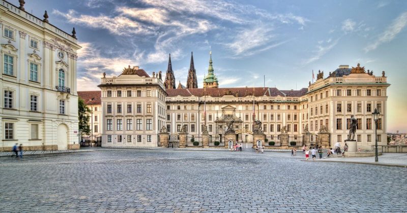 Praha: Thành phố cổ tích ngập tràn lãng mạn và bí ẩn praha hinh anh 30 e1632910908379 - Praha: Thành phố cổ tích ngập tràn lãng mạn và bí ẩn