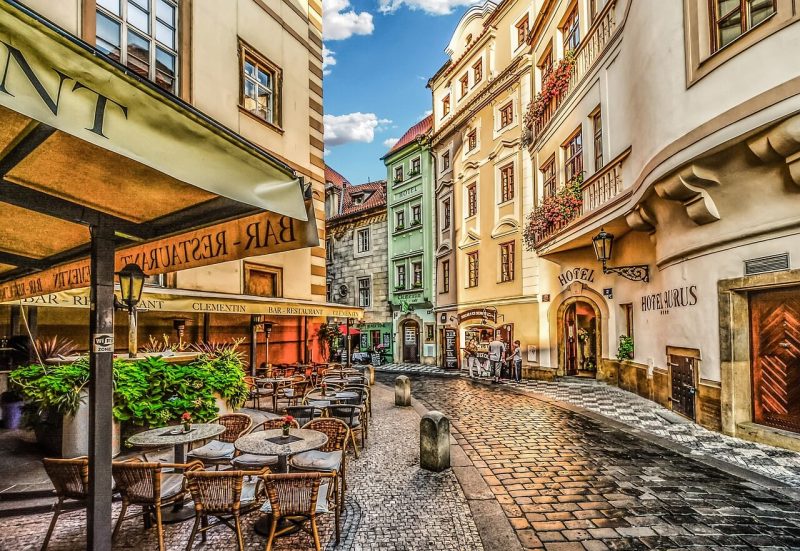 Praha: Thành phố cổ tích ngập tràn lãng mạn và bí ẩn praha hinh anh 57 e1632911466719 - Praha: Thành phố cổ tích ngập tràn lãng mạn và bí ẩn
