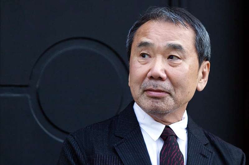 Chân dung nhà văn Haruki Murakami