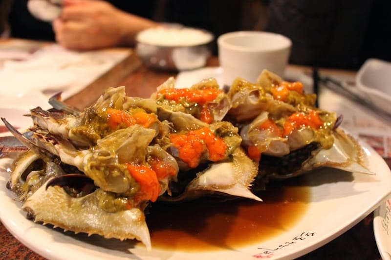 Cua ngâm Ganjang Gejang - món ăn không thể bỏ lỡ khi đặt chân đến Busan