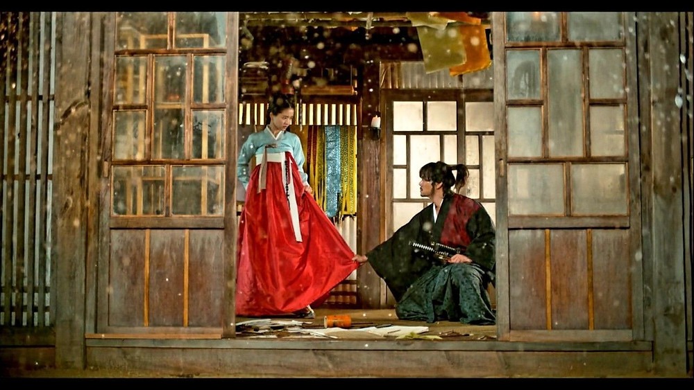 Goo Dong Mae ấp ủ tình yêu đơn phương với nữ chính Ae Shin.