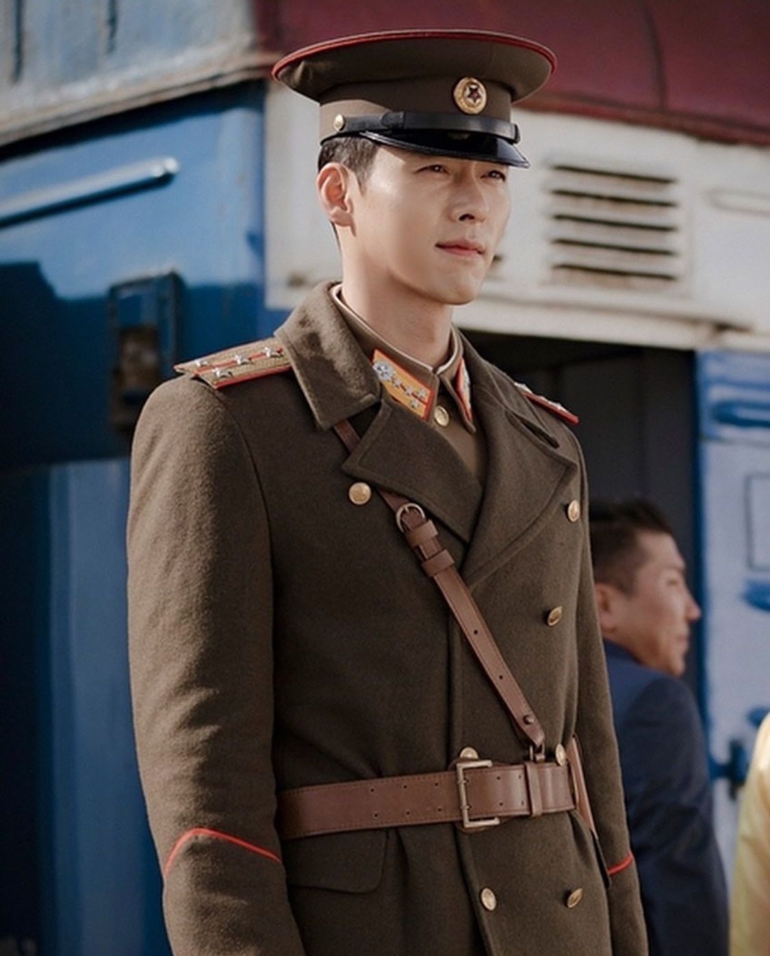 Ri Jeong Hyeok (Hyun Bin thủ vai)từ bỏ ước mơ để trở thành quân nhân.