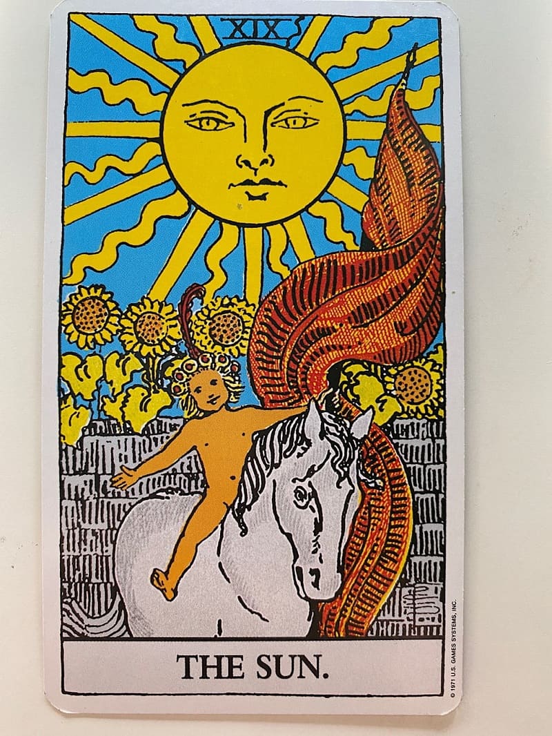 la bai the sun hinh anh 4 - The Sun là gì? Ý nghĩa của lá bài The Sun trong Tarot