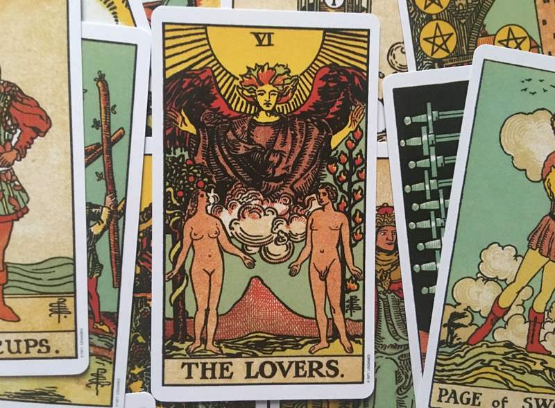 la bai the lovers hinh anh 3 - The Lovers là gì? Ý nghĩa của lá bài The Lovers trong Tarot