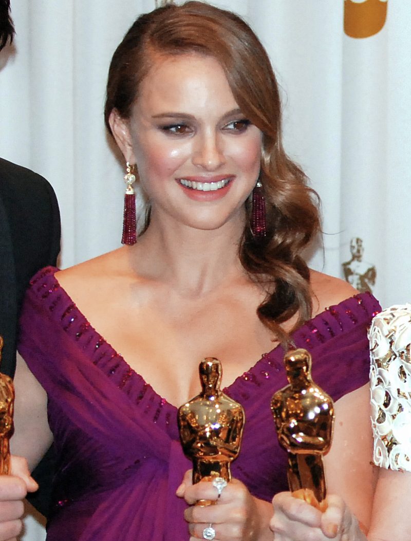 Màn thể hiện của Natalie Portman trong Thiên Nga Đen đã đem về cho cô tượng vàng Oscar cho Nữ diễn viên chính xuất sắc nhất