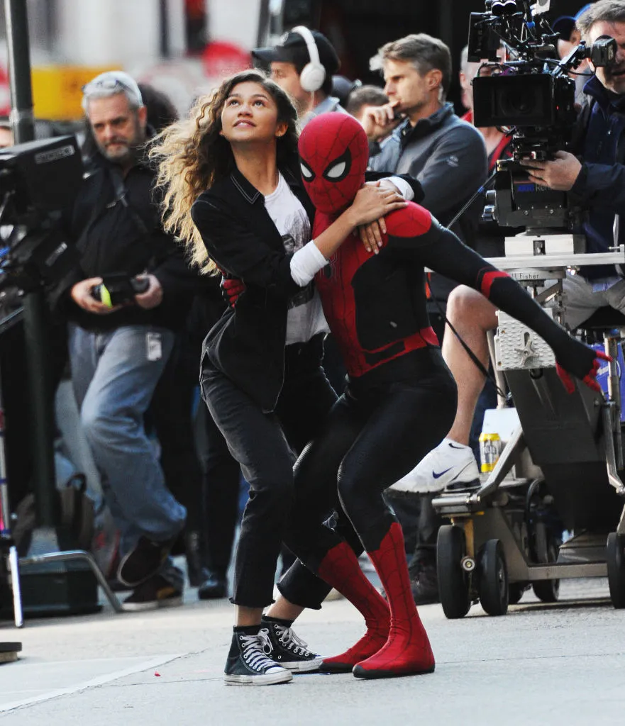 Zendaya trở lại trong bom tấn Spider-Man: No Way Home và tiếp tục đảm nhiệm vai diễn cô nàng MJ, “bạn gái Người Nhện”