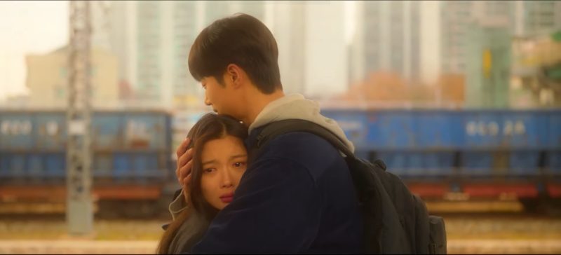 Cảnh chia tay đầy nước mắt của cặp đôi Bo Ra và Woon Ho