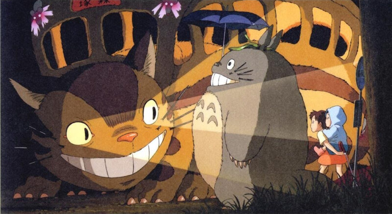 Chuyến xe buýt mèo đến trạm để đón Totoro đi trong bộ phim Hàng xóm của tôi là Totoro