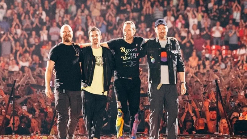 Các thành viên Coldplay vẫn gắn bó sau hơn 20 năm làm nghề