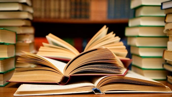 Đọc sách là cách tốt nhất để mở mang kiến thức và khám phá thế giới Đọc sách là cách tốt nhất để mở mang kiến thức và khám phá thế giới