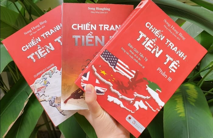 Bộ sách Chiến Tranh Tiền Tệ gồm 5 tập, là các phân tích sâu sắc về lịch sử, tài chính và các yếu tố "trinh thám tài chính" hấp dẫn