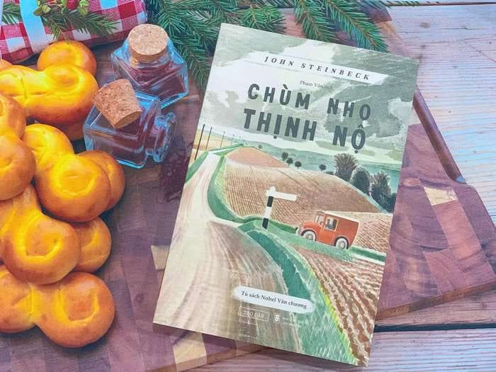 Chùm Nho Phẫn Nộ là tác phẩm nổi bật nhất trong sự nghiệp của Steinbeck, xuất bản năm 1939