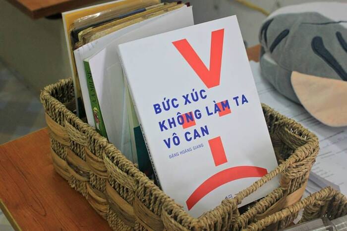 Tổng quan chung về cuốn sách Bức xúc không làm ta vô can