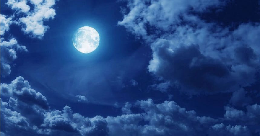 Thiên nhiên tươi đẹp trong bài thơ Cảnh Khuya
