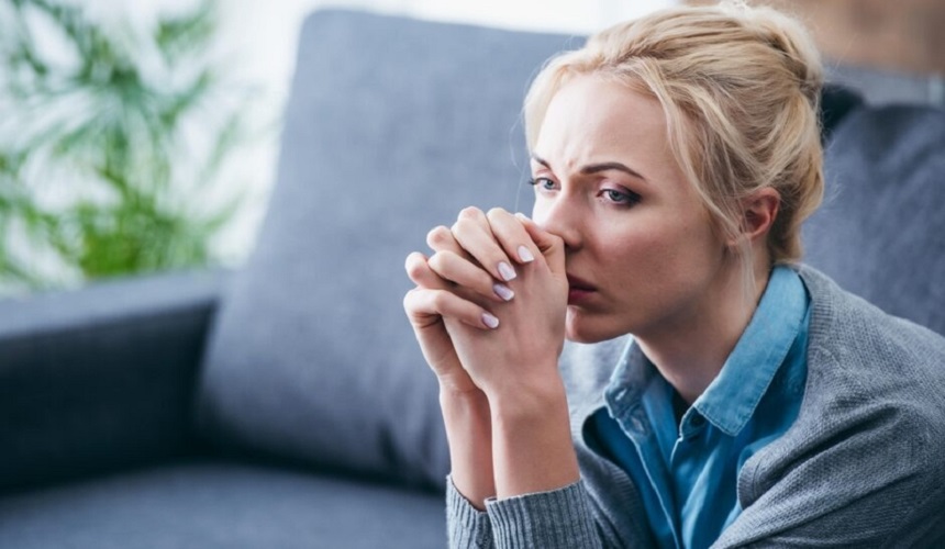 Cách dùng từ áy náy