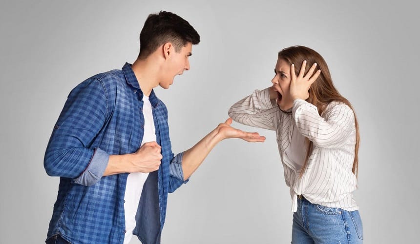 Khi bị chì chiết cần ứng phó như thế nào