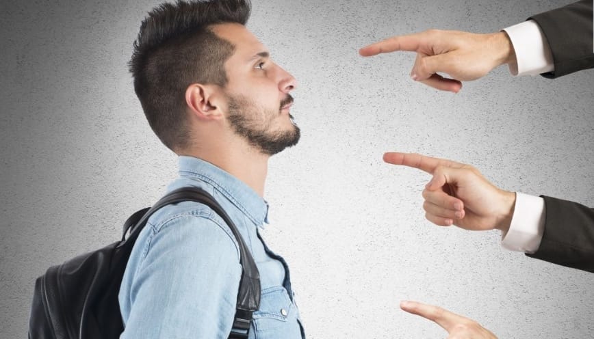 Những tình huống dễ mắc lỗi khi dùng “có sẵn”
