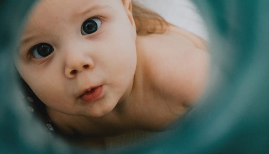 Ý nghĩa của săm soi theo từ điển tiếng Việt