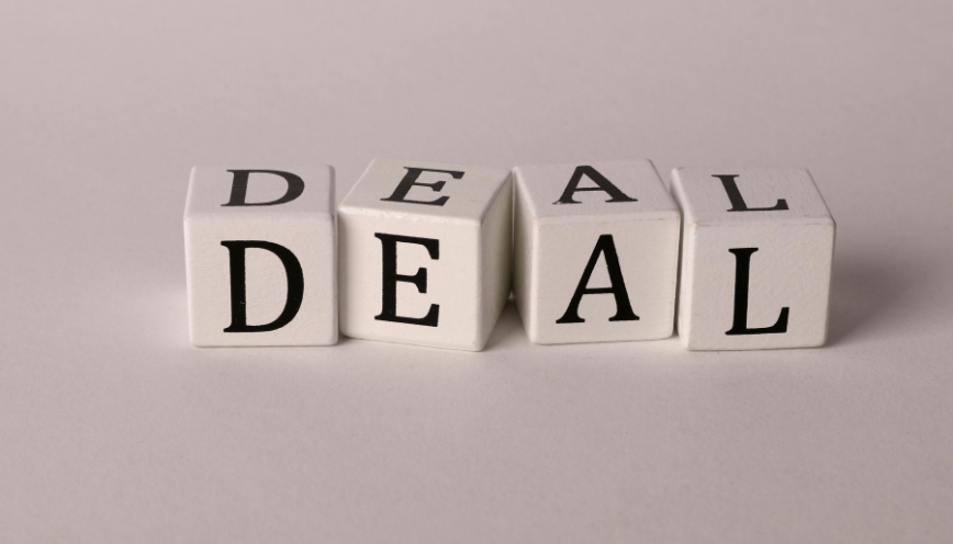 Deal là gì? Khám phá những ý nghĩa thú vị ít người biết
