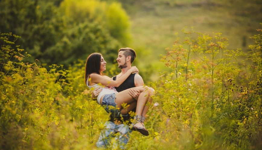 Sến trong chuyện tình yêu lứa đôi